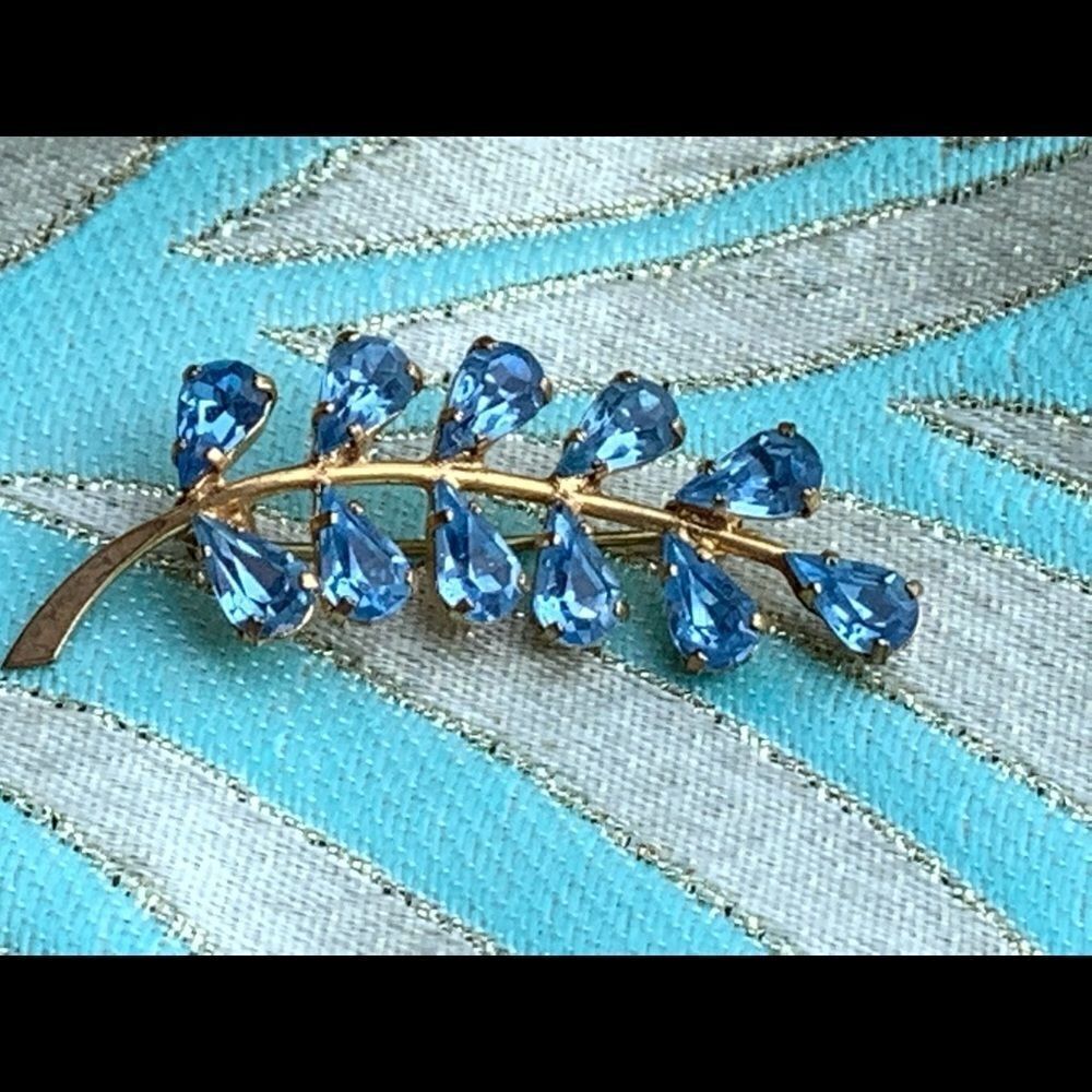 Vintage powder blue Austrian crystal leaf pin